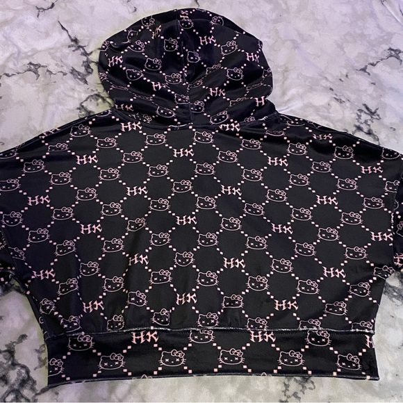 🎀 Hello Kitty Luxe Velour Cropped Hoodie - Picture 5 of 7
